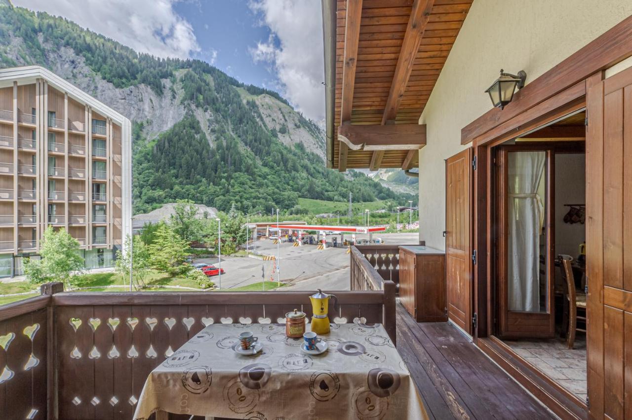Casa Beatrice - Wifi, Parcheggio E Vista Montagna - Cour 0231 Apartamento Courmayeur Exterior foto